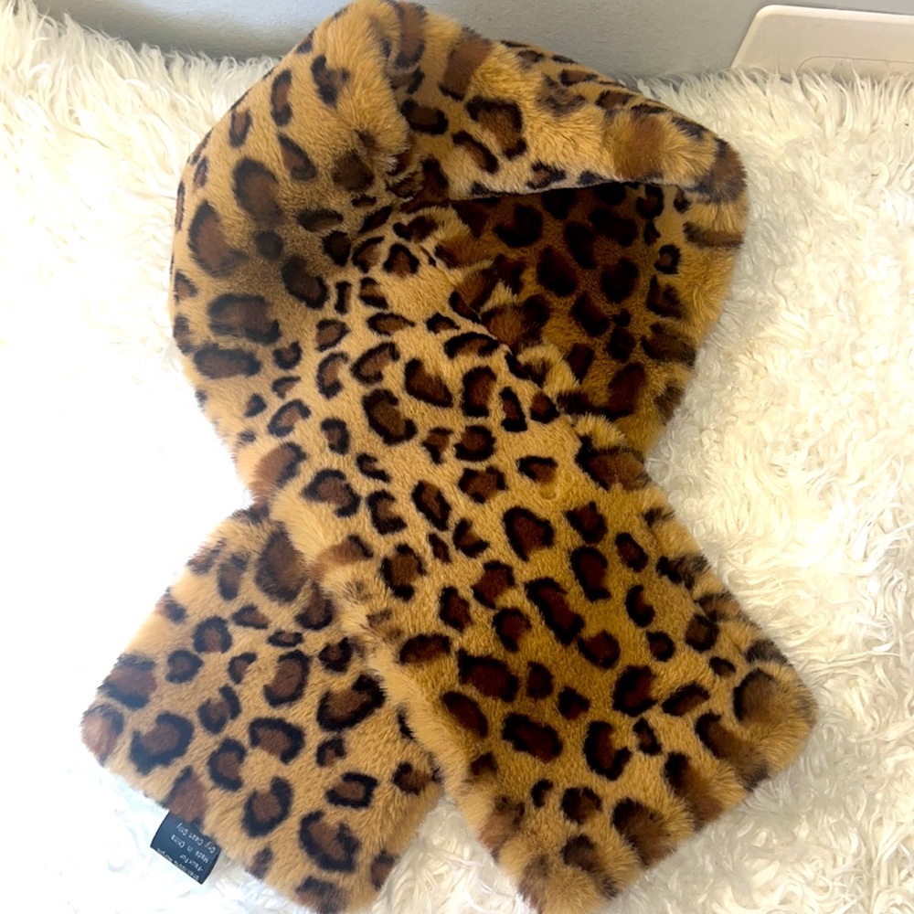 SURELL faux fur scarf